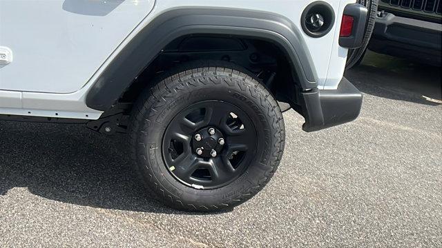 new 2025 Jeep Wrangler car, priced at $32,480