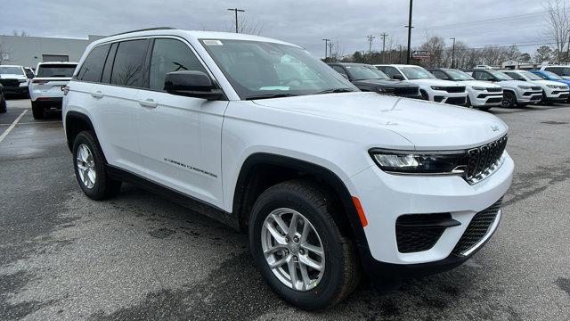 new 2025 Jeep Grand Cherokee car, priced at $32,500