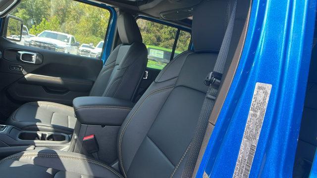 new 2025 Jeep Wrangler car, priced at $63,240