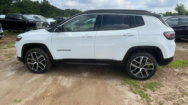 new 2025 Jeep Compass car, priced at $38,995
