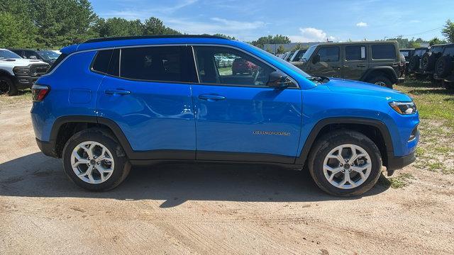 new 2025 Jeep Compass car, priced at $30,760