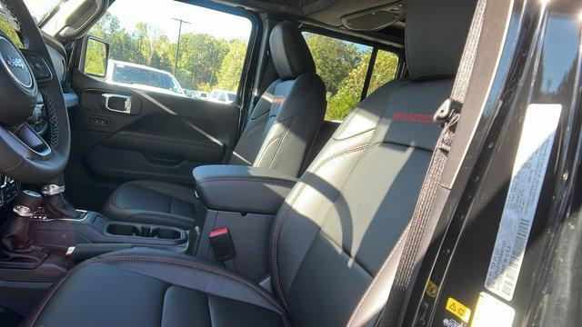 new 2025 Jeep Wrangler car, priced at $62,760