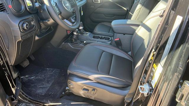 new 2025 Jeep Wrangler car, priced at $62,760