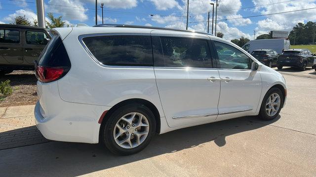 used 2019 Chrysler Pacifica car, priced at $19,995