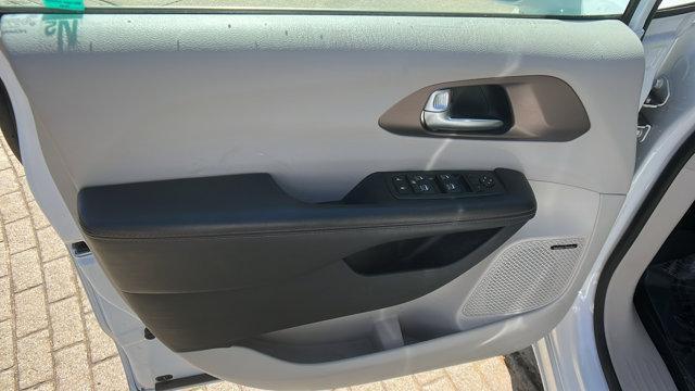 used 2019 Chrysler Pacifica car, priced at $19,995