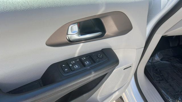 used 2019 Chrysler Pacifica car, priced at $19,995