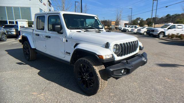 new 2025 Jeep Gladiator car, priced at $42,790