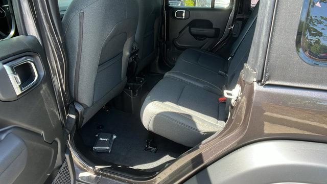 new 2025 Jeep Wrangler car, priced at $39,999