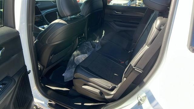 new 2025 Jeep Grand Cherokee L car, priced at $43,995