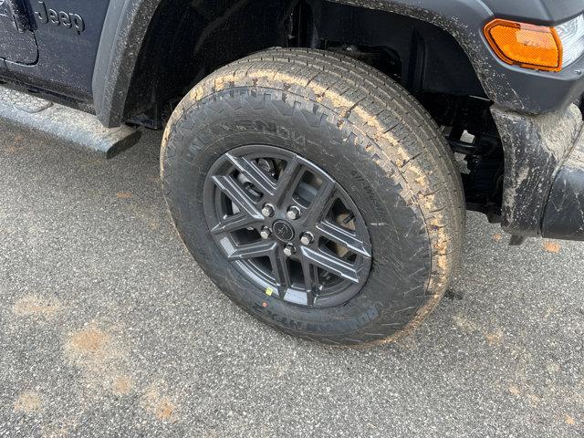 new 2025 Jeep Wrangler car, priced at $53,695