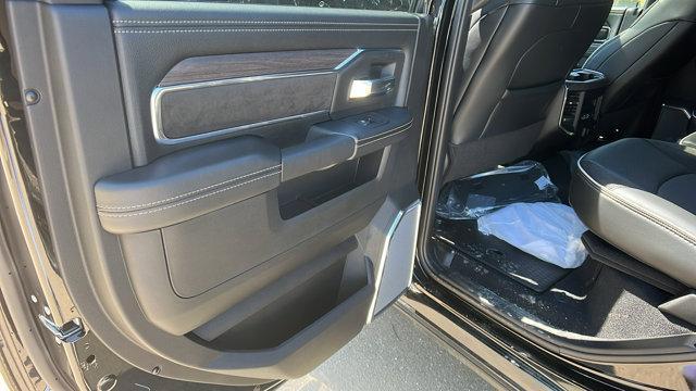 new 2025 Ram 2500 car, priced at $77,925