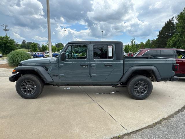 new 2025 Jeep Gladiator car, priced at $36,885