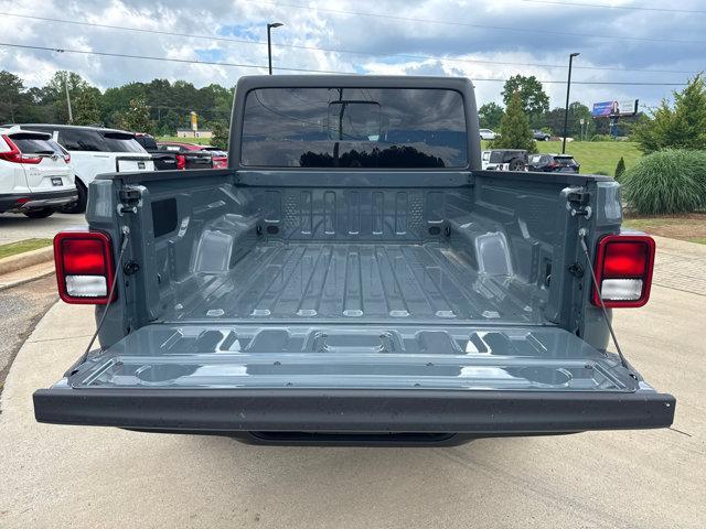 new 2025 Jeep Gladiator car, priced at $36,885