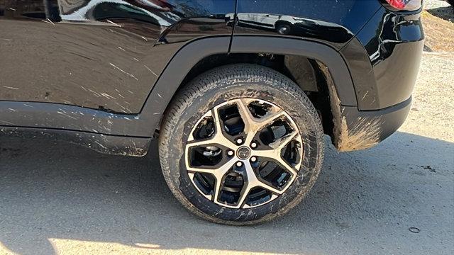 new 2025 Jeep Compass car, priced at $36,135