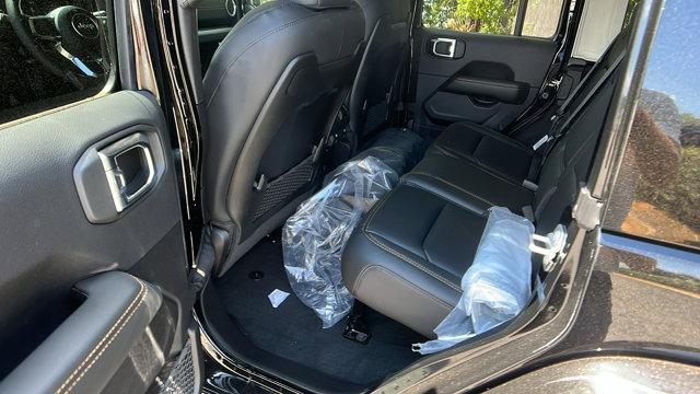 new 2025 Jeep Wrangler car, priced at $46,950