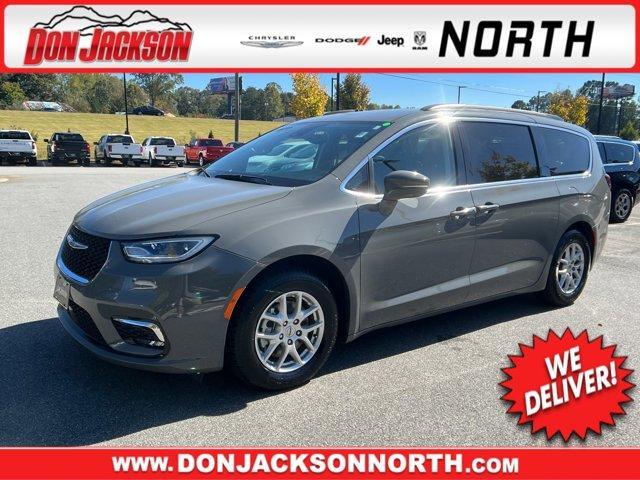 used 2022 Chrysler Pacifica car, priced at $20,995