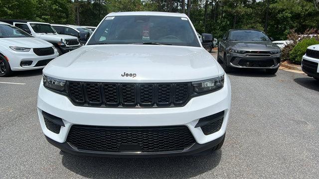 new 2024 Jeep Grand Cherokee car, priced at $37,995