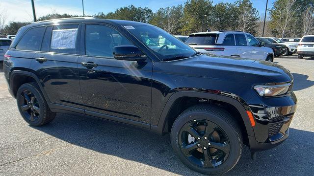 new 2025 Jeep Grand Cherokee car, priced at $41,500