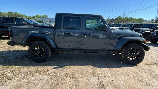 new 2025 Jeep Gladiator car, priced at $39,530