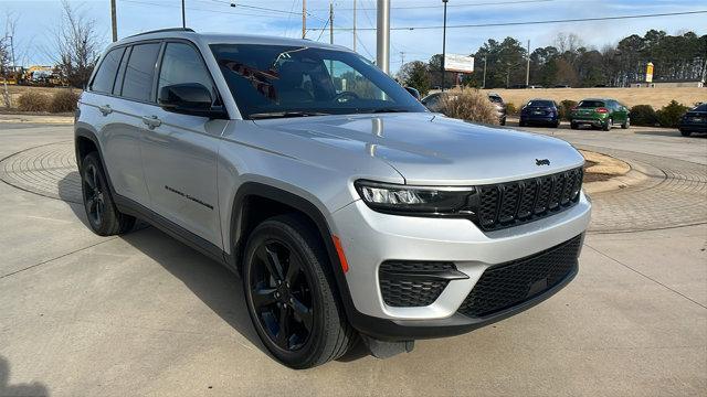 used 2023 Jeep Grand Cherokee car, priced at $28,995