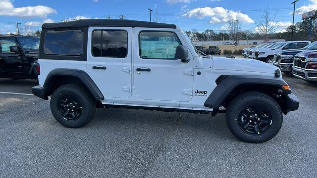 new 2025 Jeep Wrangler car, priced at $34,685