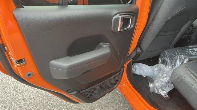 new 2025 Jeep Wrangler car, priced at $36,670