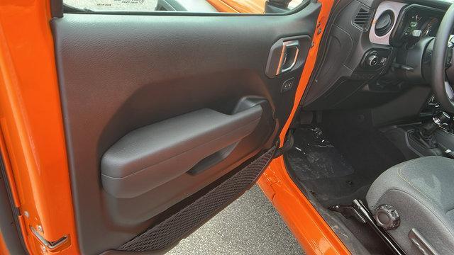 new 2025 Jeep Wrangler car, priced at $36,670