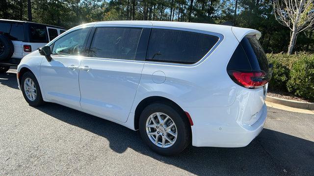 new 2025 Chrysler Pacifica car, priced at $39,425