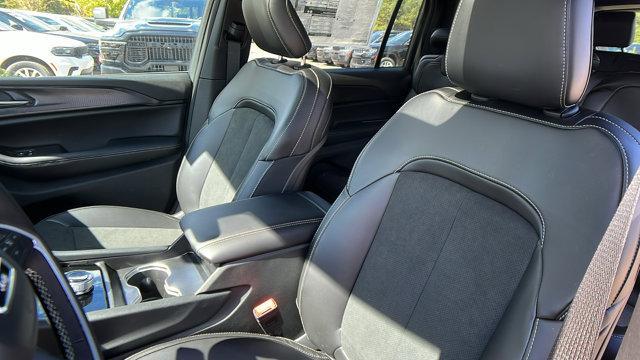 new 2025 Jeep Grand Cherokee L car, priced at $40,995