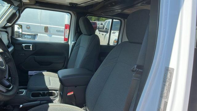 new 2025 Jeep Wrangler car, priced at $44,900