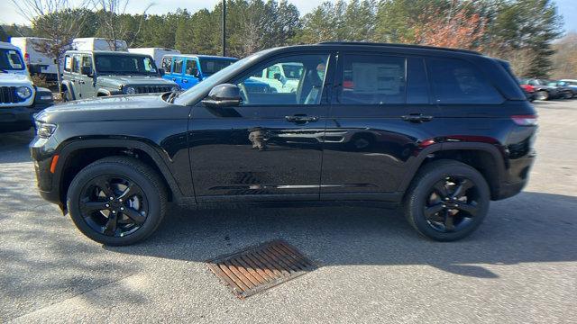 new 2025 Jeep Grand Cherokee car, priced at $42,995