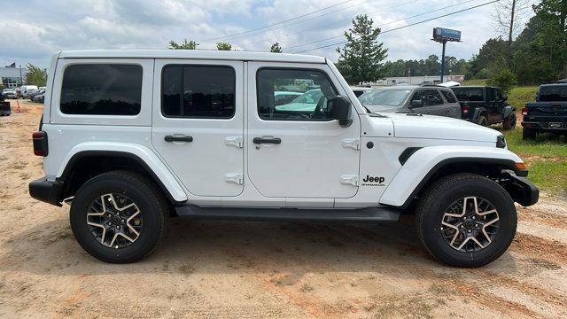 new 2025 Jeep Wrangler car, priced at $61,720