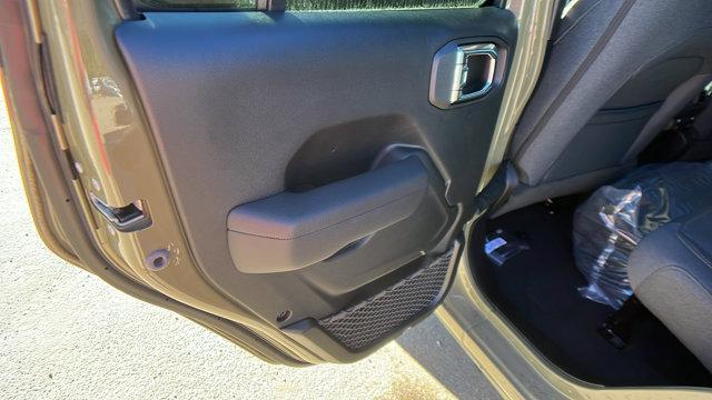 new 2026 Jeep Wrangler car, priced at $47,200