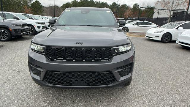 new 2025 Jeep Grand Cherokee car, priced at $48,170