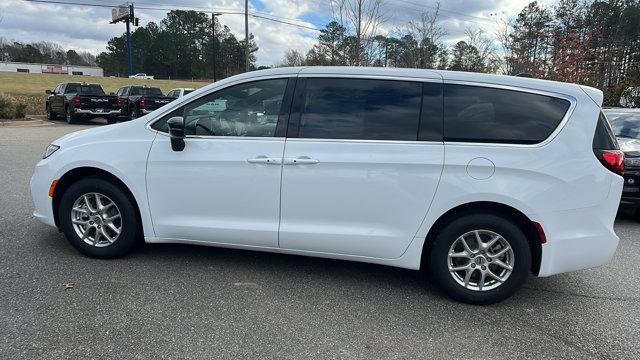 new 2025 Chrysler Pacifica car, priced at $44,145