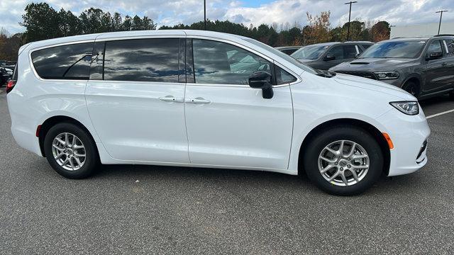 new 2025 Chrysler Pacifica car, priced at $44,145