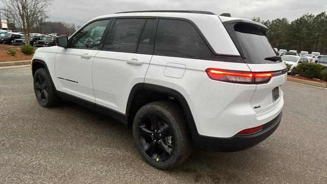 new 2025 Jeep Grand Cherokee car, priced at $41,999