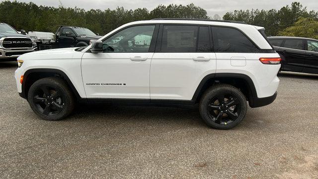 new 2025 Jeep Grand Cherokee car, priced at $41,999