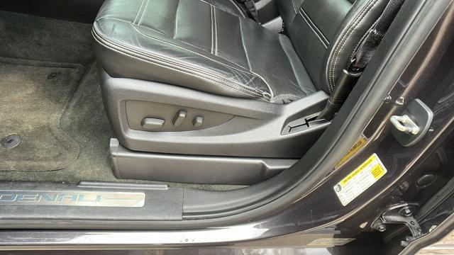 used 2015 GMC Yukon car, priced at $12,995