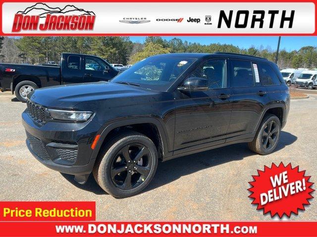 new 2025 Jeep Grand Cherokee car, priced at $41,999