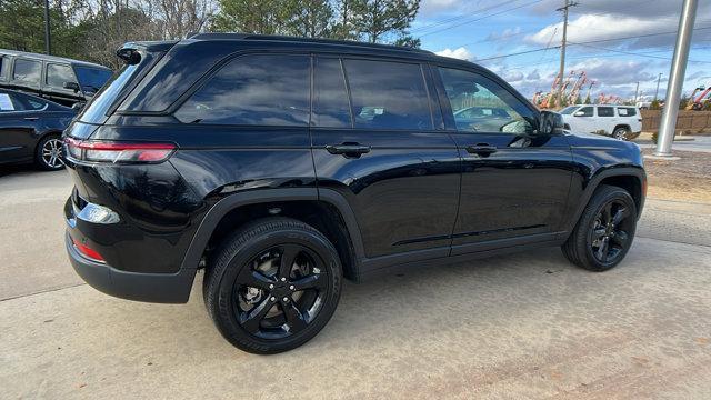 used 2024 Jeep Grand Cherokee car, priced at $35,995