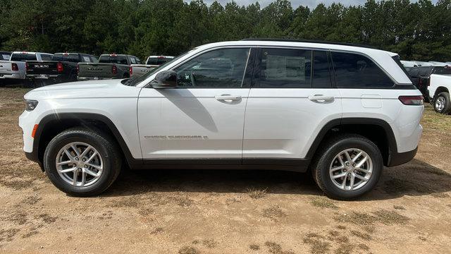 new 2025 Jeep Grand Cherokee car, priced at $33,780