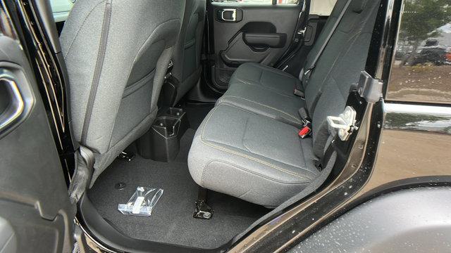 new 2025 Jeep Wrangler car, priced at $43,995