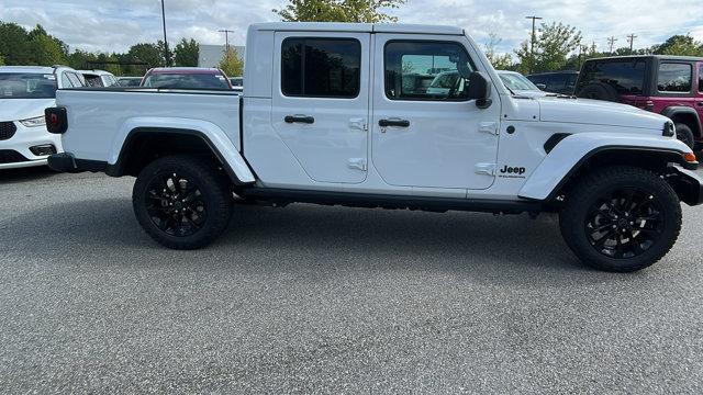 new 2024 Jeep Gladiator car, priced at $38,995