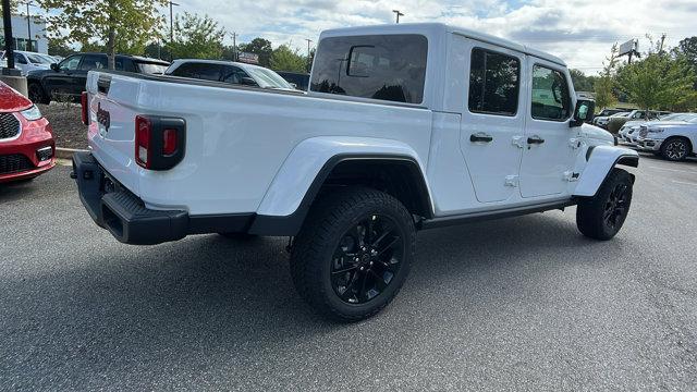 new 2024 Jeep Gladiator car, priced at $38,995