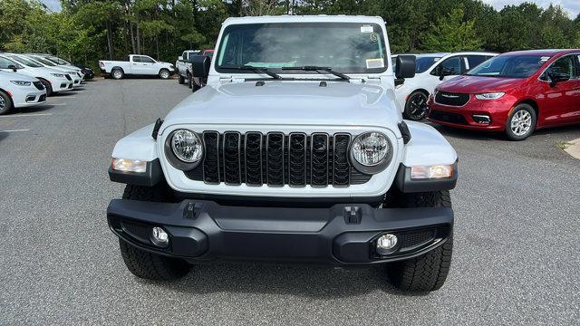 new 2024 Jeep Gladiator car, priced at $38,995