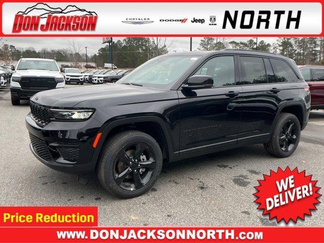 new 2025 Jeep Grand Cherokee car, priced at $42,995