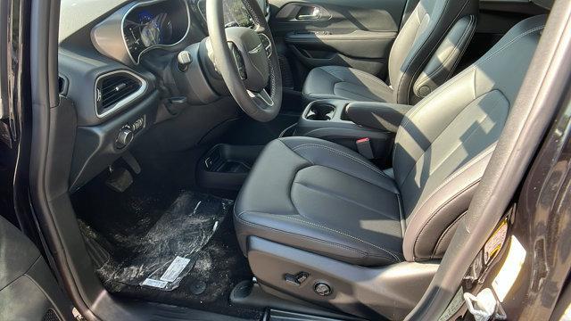 new 2025 Chrysler Voyager car, priced at $34,390