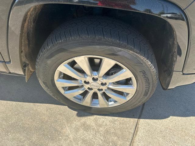used 2018 Jeep Cherokee car, priced at $12,995