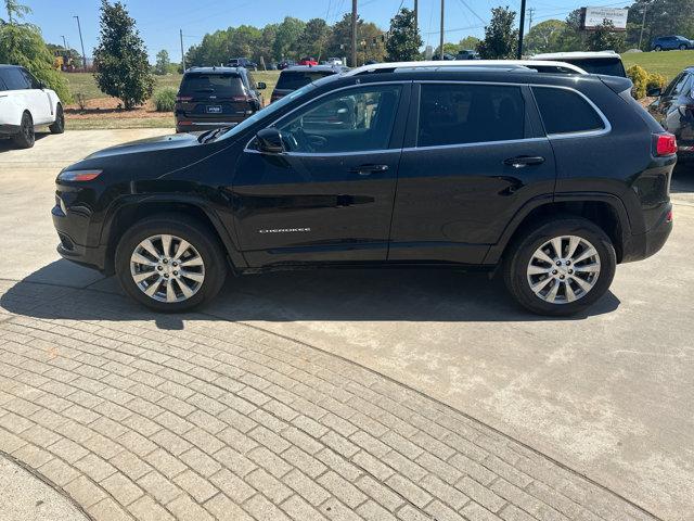 used 2018 Jeep Cherokee car, priced at $12,995